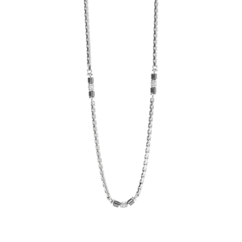 Collana con cilindri di ematite